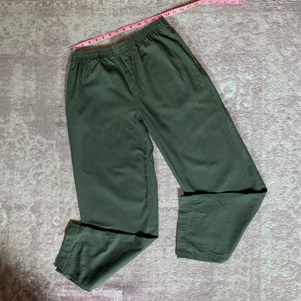 Green Comfort Stretch Pants 💚